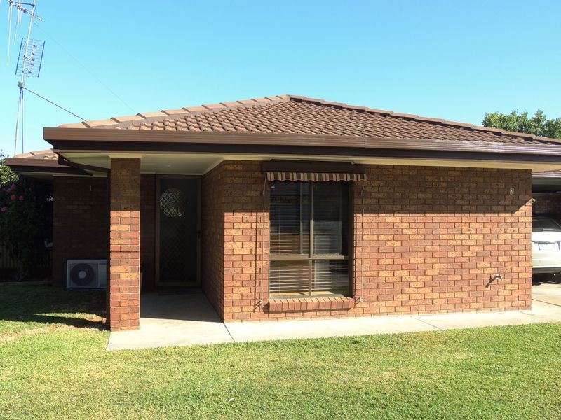 2/19 Naretha Street, Swan Hill VIC 3585