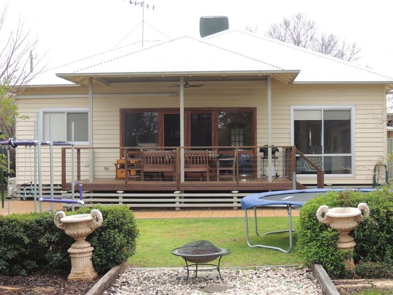 39 Boys Street, Swan Hill VIC 3585