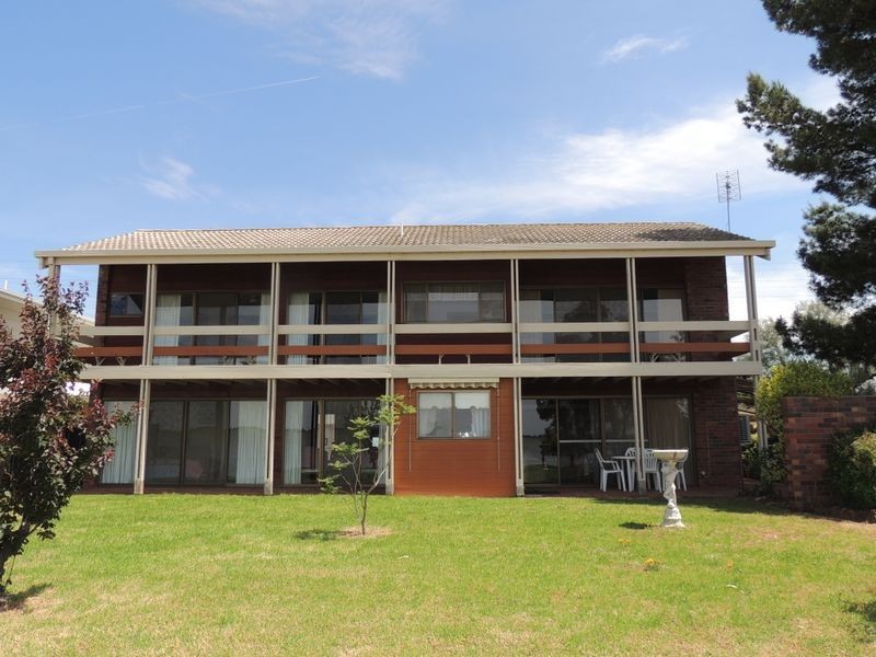 101 Murray Valley Highway, Lake Boga VIC 3584