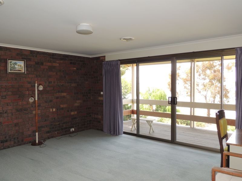 101 Murray Valley Highway, Lake Boga VIC 3584