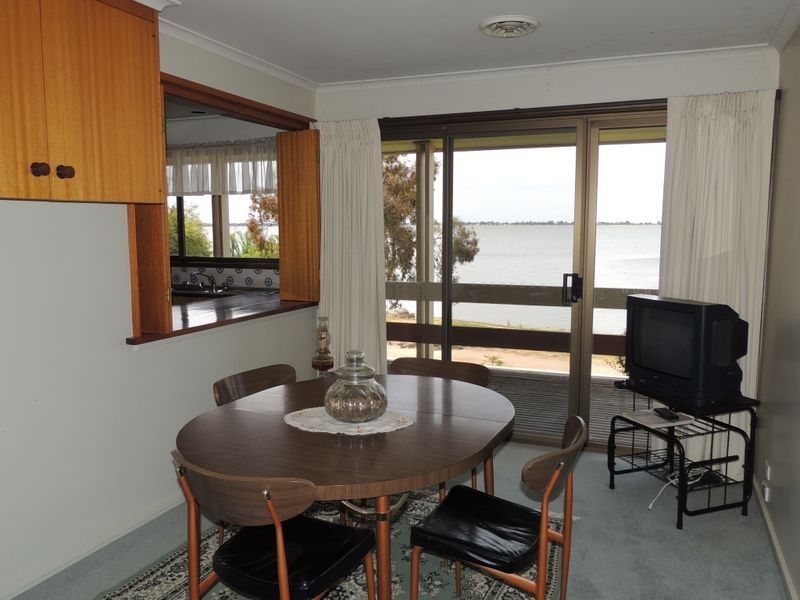 101 Murray Valley Highway, Lake Boga VIC 3584