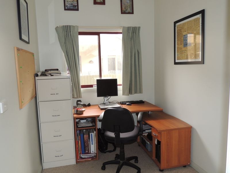 10 Kimberley Avenue, Swan Hill VIC 3585