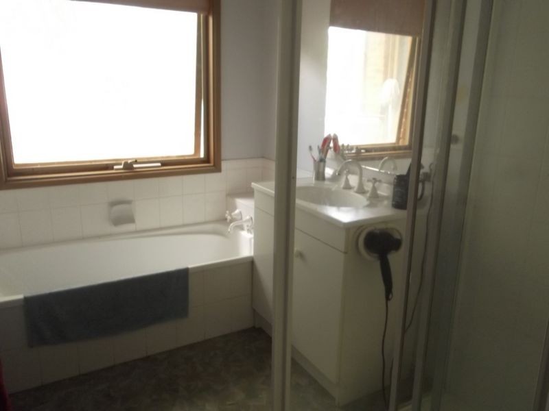 11 Dallas Street, Lake Boga VIC 3584