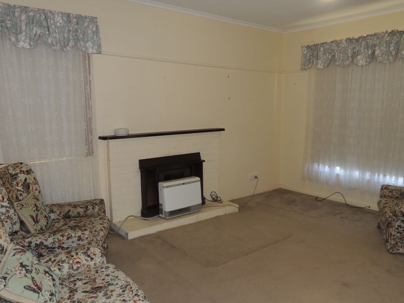 9 Mundle Avenue, Swan Hill VIC 3585