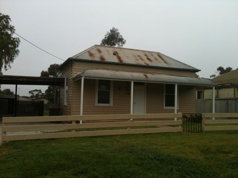 5 Tyrrell Street, Lake Boga VIC 3584