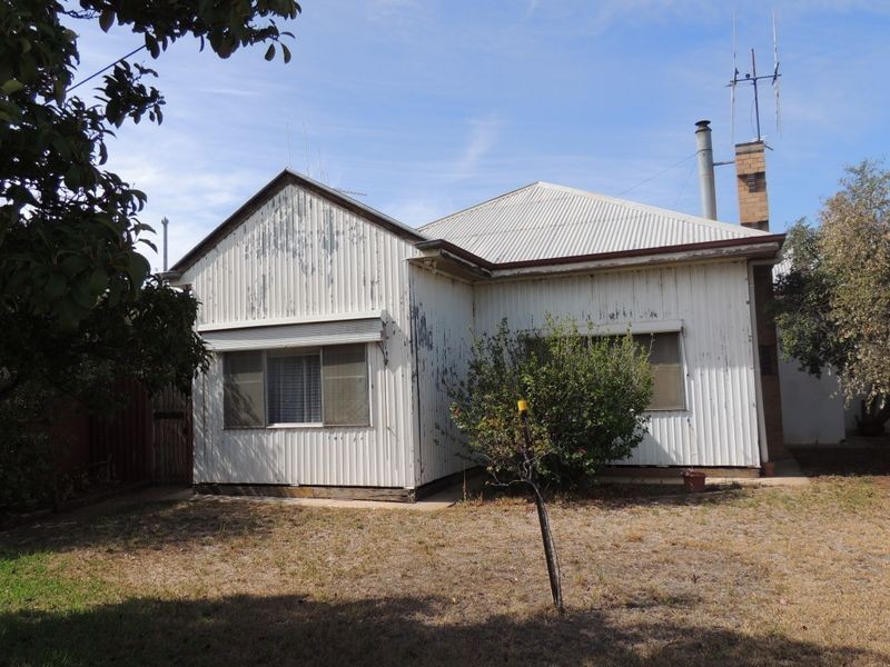 121 McCallum Street, Swan Hill VIC 3585