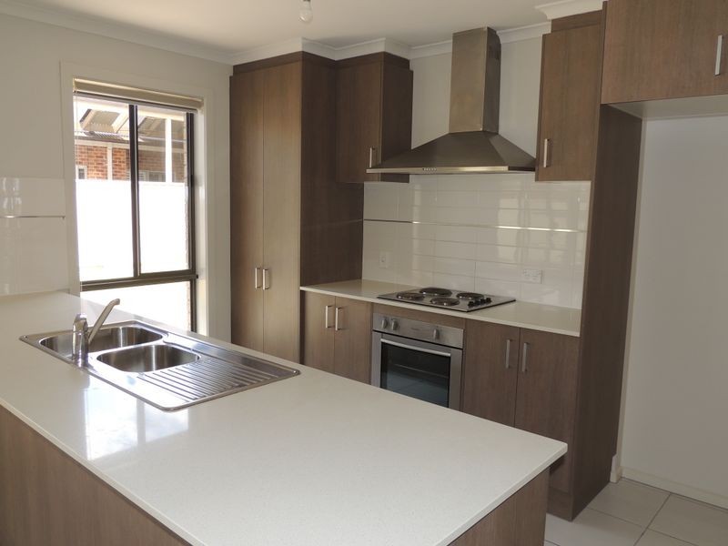 4 Cassia Way, Swan Hill VIC 3585