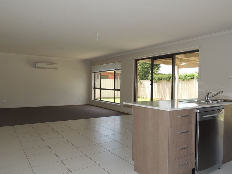 4 Cassia Way, Swan Hill VIC 3585