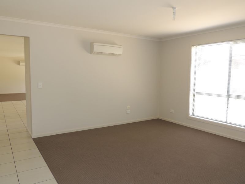 4 Cassia Way, Swan Hill VIC 3585