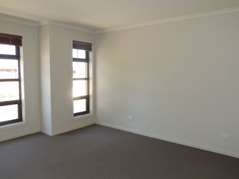 4 Cassia Way, Swan Hill VIC 3585