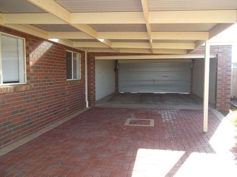 14 Sugarwood Avenue, Swan Hill VIC 3585