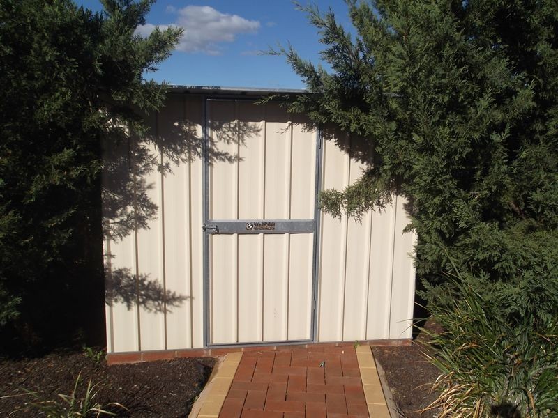 14 Sugarwood Avenue, Swan Hill VIC 3585