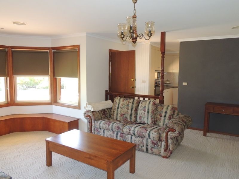 3 Lena Close, Swan Hill VIC 3585