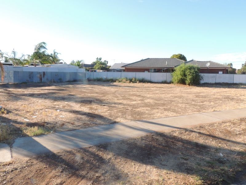 1 Weaver Drive, Swan Hill VIC 3585