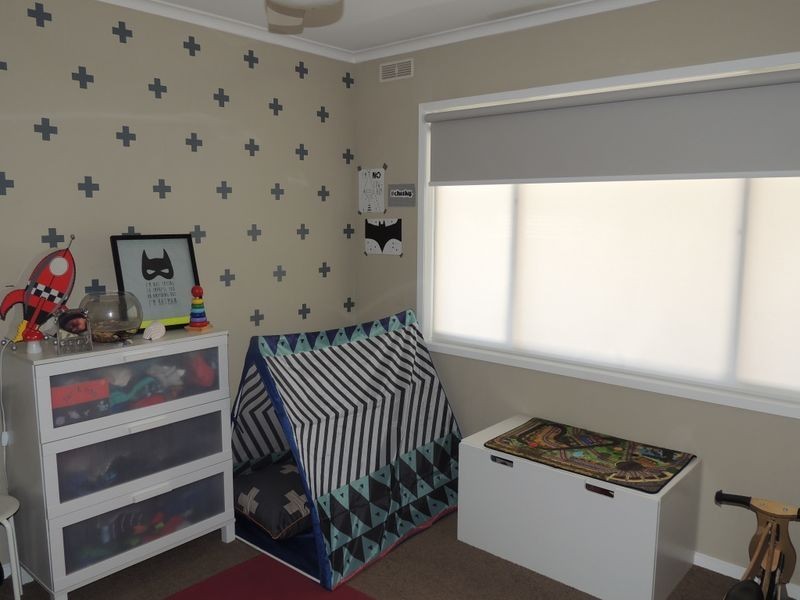 24 Douglas Avenue, Swan Hill VIC 3585