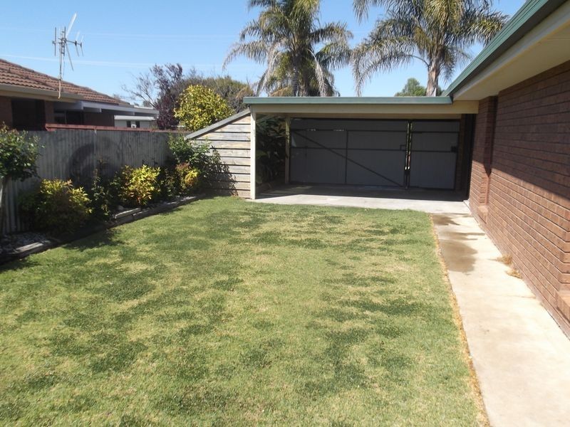 16 Adams Road, Swan Hill VIC 3585