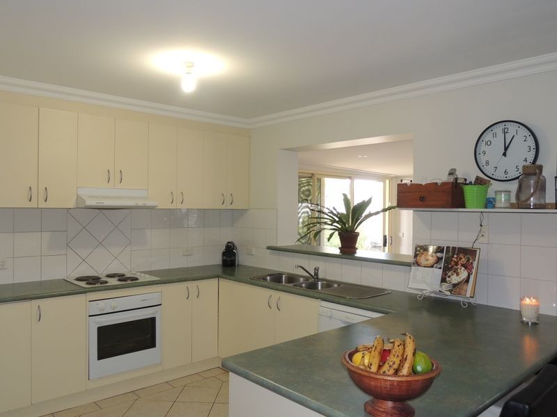 8 Dellar Court, Swan Hill VIC 3585