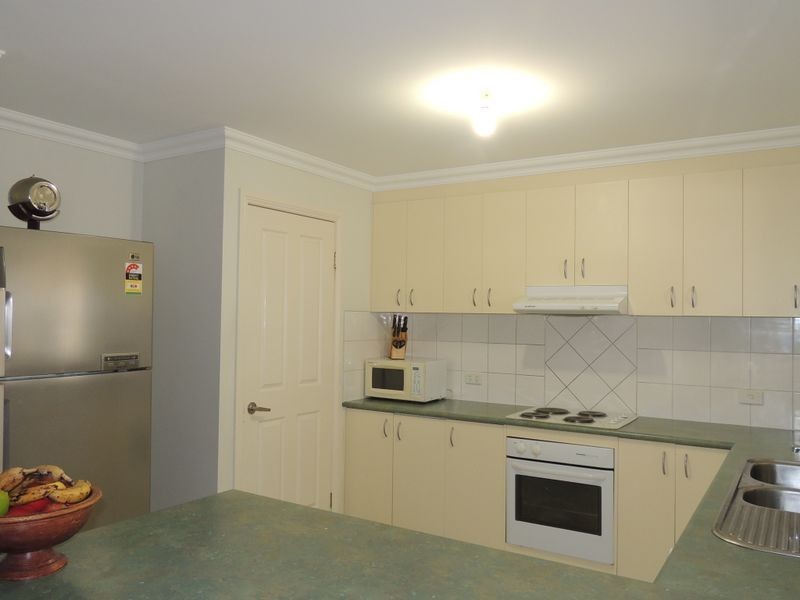 8 Dellar Court, Swan Hill VIC 3585