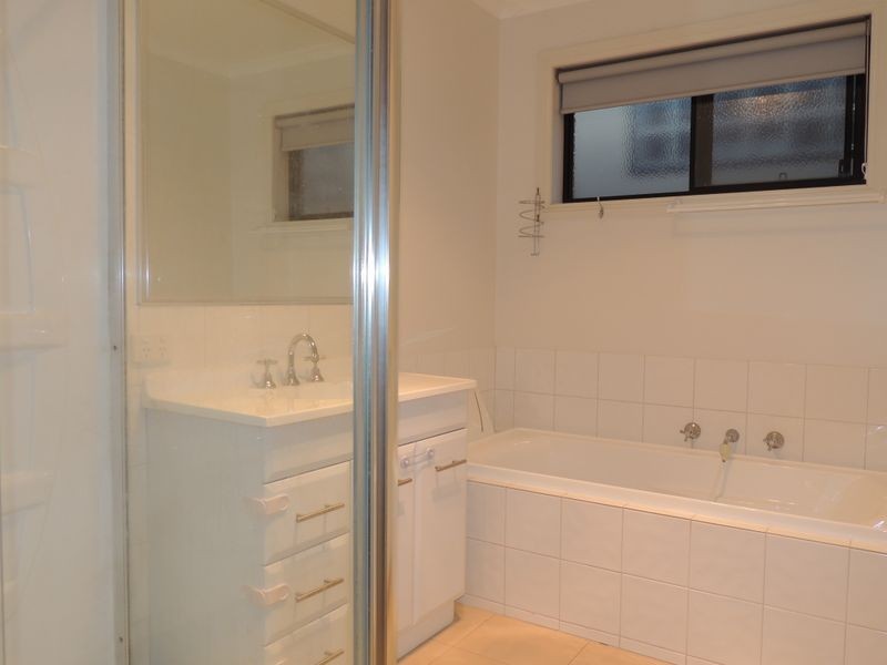 6 Betts Court, Swan Hill VIC 3585