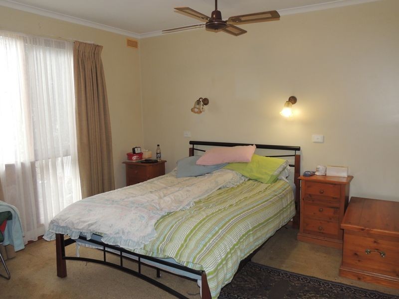 19 Kerang Street, Lake Boga VIC 3584