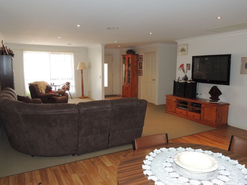 11 Betts Court, Swan Hill VIC 3585