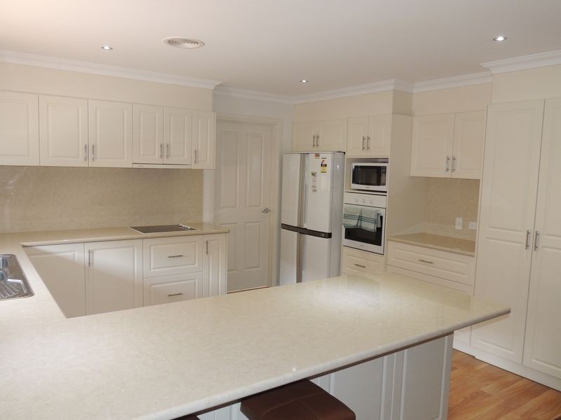 11 Betts Court, Swan Hill VIC 3585