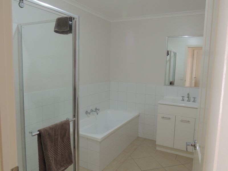 11 Betts Court, Swan Hill VIC 3585