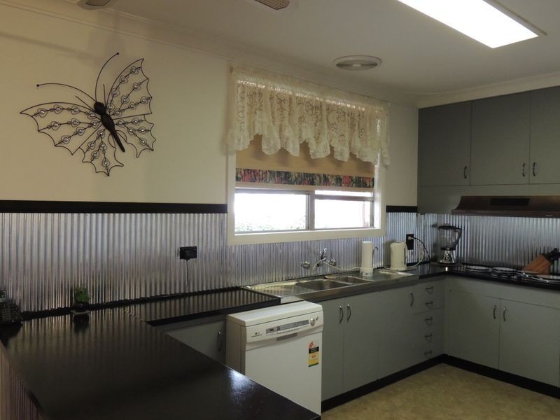 12 Ferguson Court, Swan Hill VIC 3585