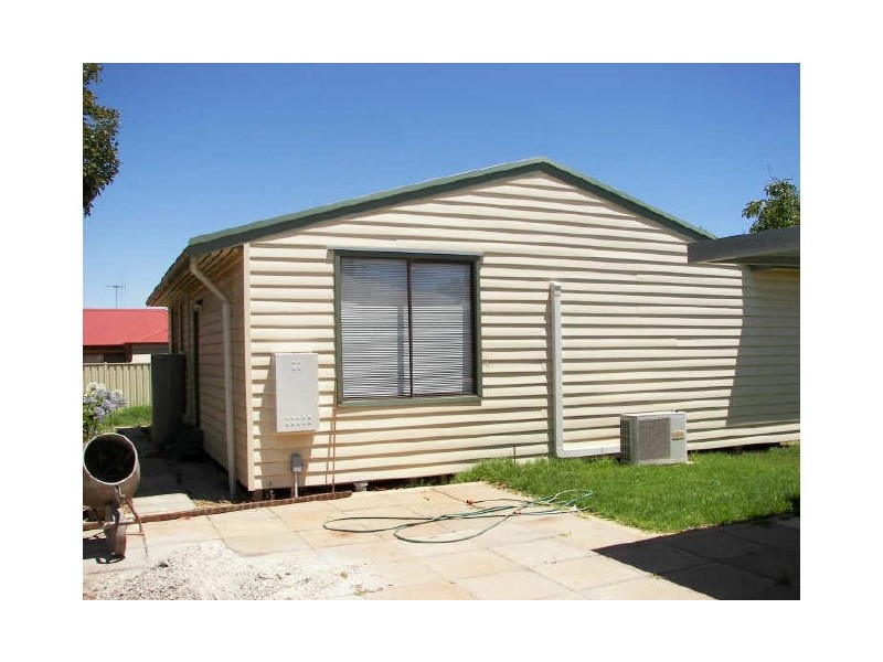 128A Stradbroke Avenue, Swan Hill VIC 3585