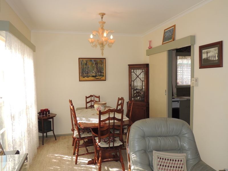 27 Palaroo Street, Swan Hill VIC 3585