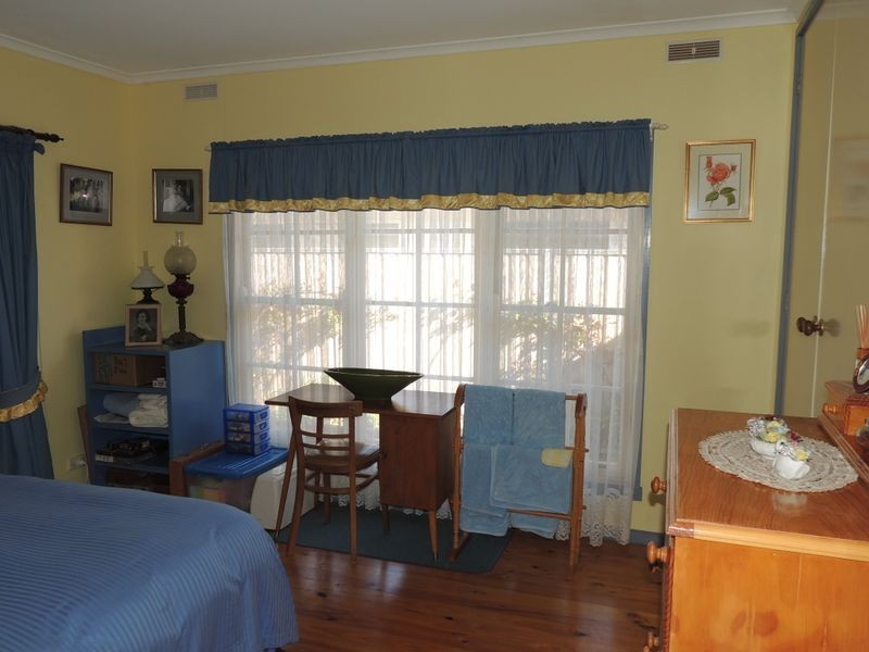 27 Palaroo Street, Swan Hill VIC 3585