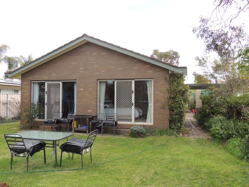 27 Palaroo Street, Swan Hill VIC 3585