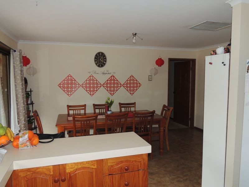 9 Cobham Avenue, Swan Hill VIC 3585