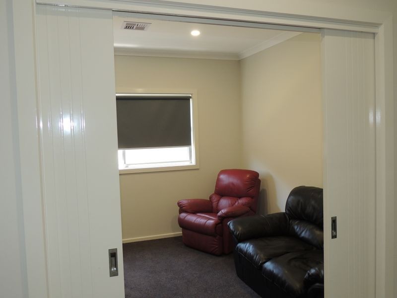 33 Boree Drive, Swan Hill VIC 3585