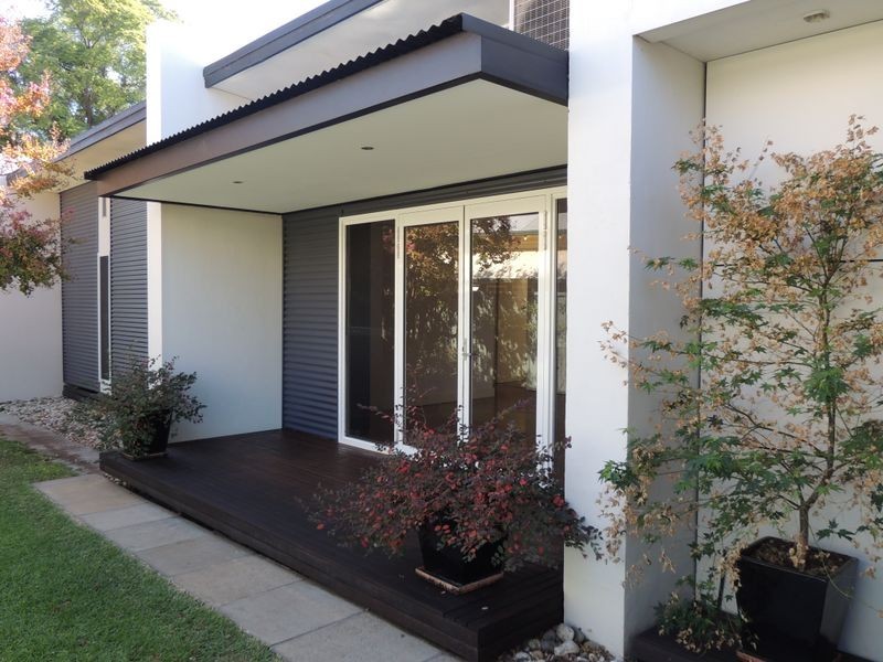 52 High Street, Swan Hill VIC 3585