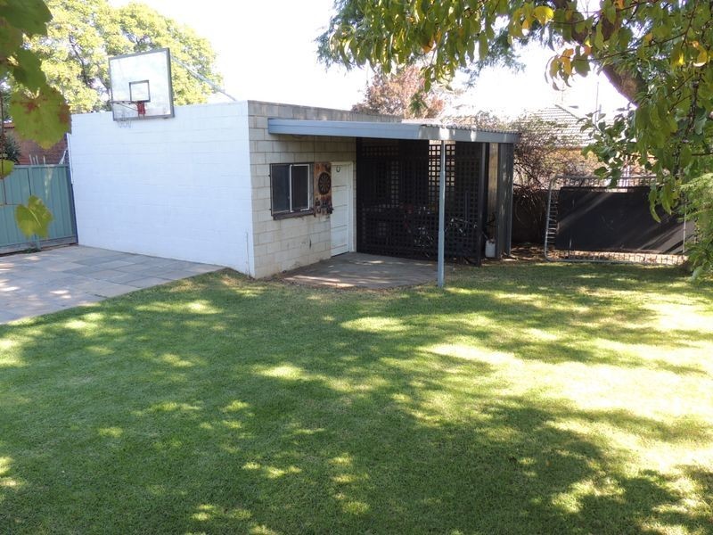 52 High Street, Swan Hill VIC 3585