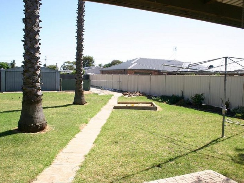 12 Ashton Street, Swan Hill VIC 3585