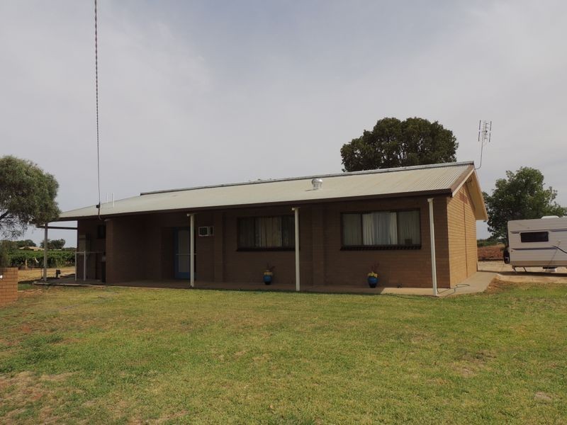 44 McAlpine Lane, Nyah VIC 3594
