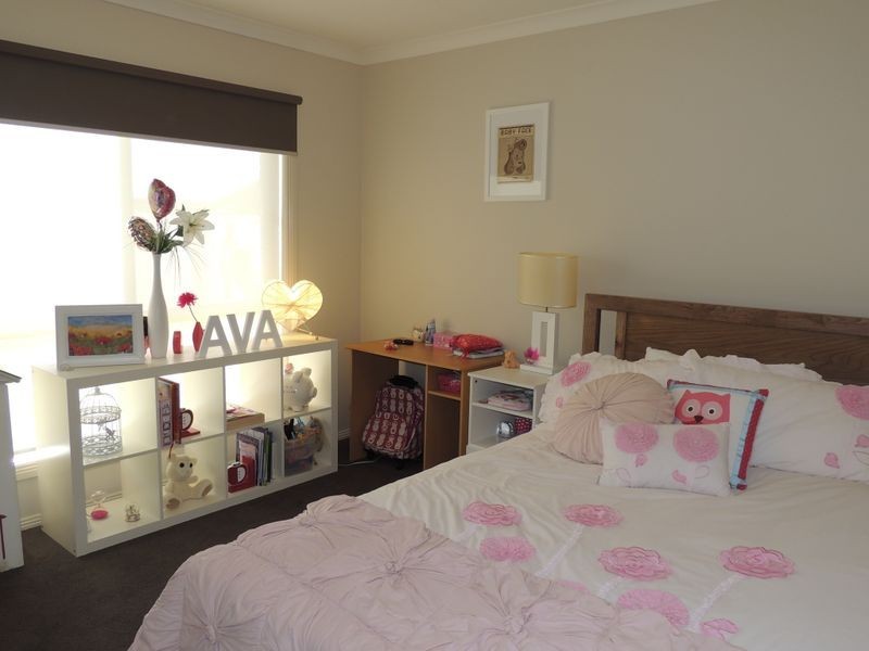 6 Hakea Street, Swan Hill VIC 3585