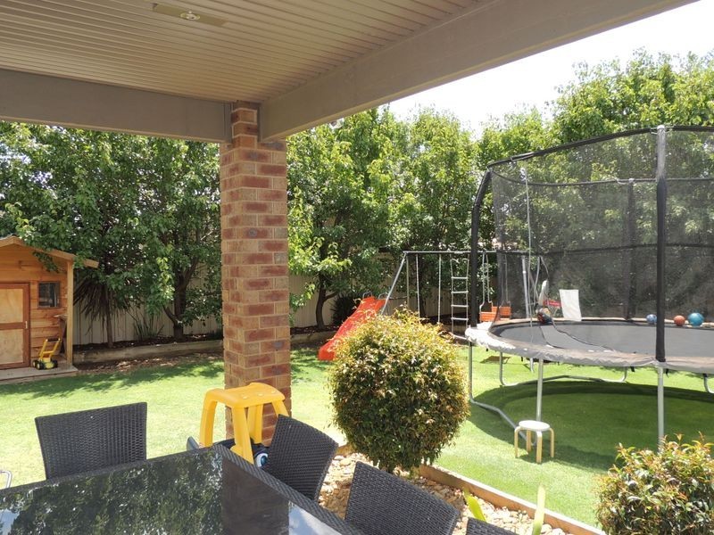 6 Hakea Street, Swan Hill VIC 3585