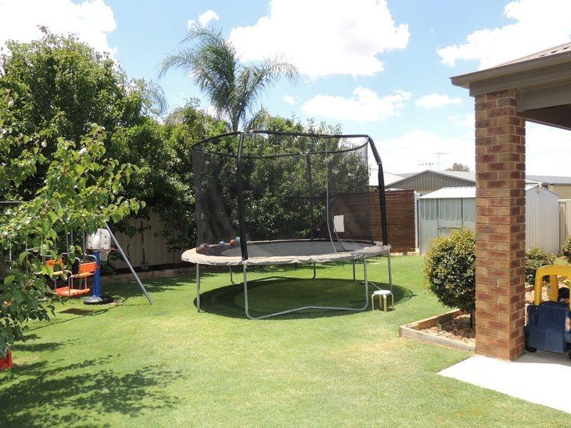 6 Hakea Street, Swan Hill VIC 3585
