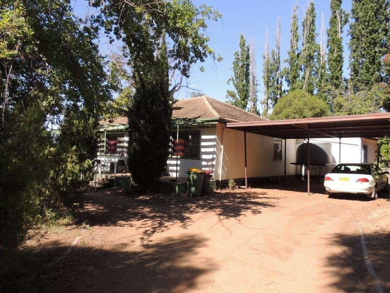 75 Murray Street, Tooleybuc NSW 2736