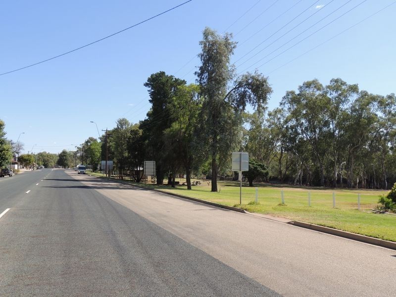 75 Murray Street, Tooleybuc NSW 2736