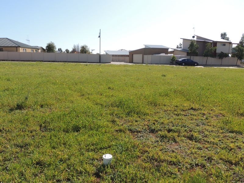 Tower Avenue, Swan Hill VIC 3585