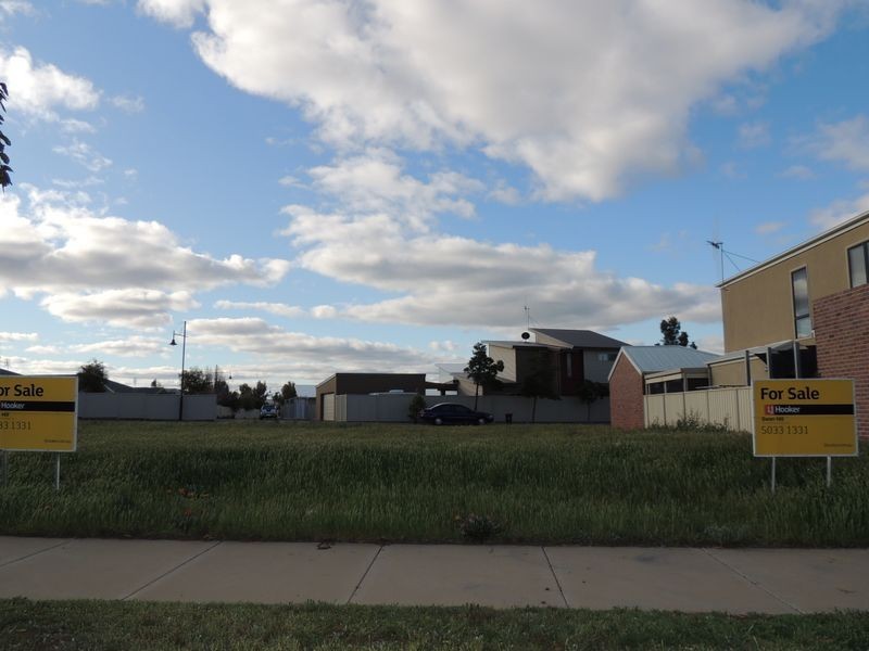 Tower Avenue, Swan Hill VIC 3585