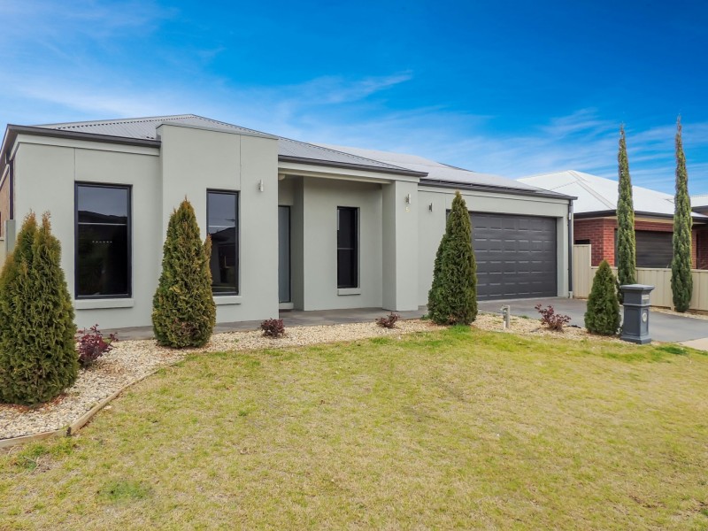5 Dundas Lane, Swan Hill VIC 3585