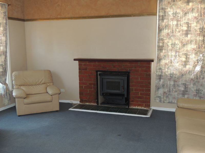 22 Mundle Avenue, Swan Hill VIC 3585