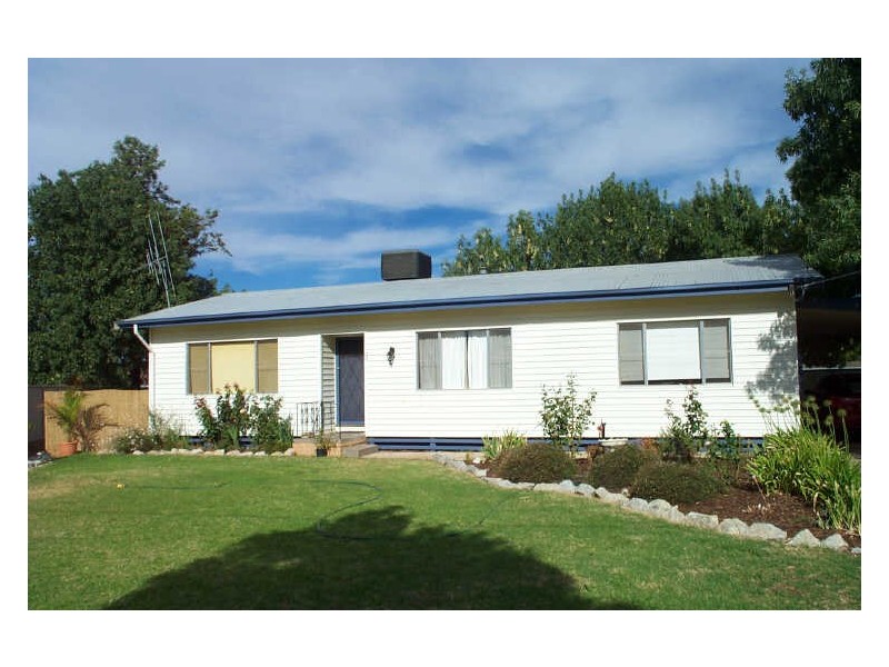 5 McDonald Court, Swan Hill VIC 3585