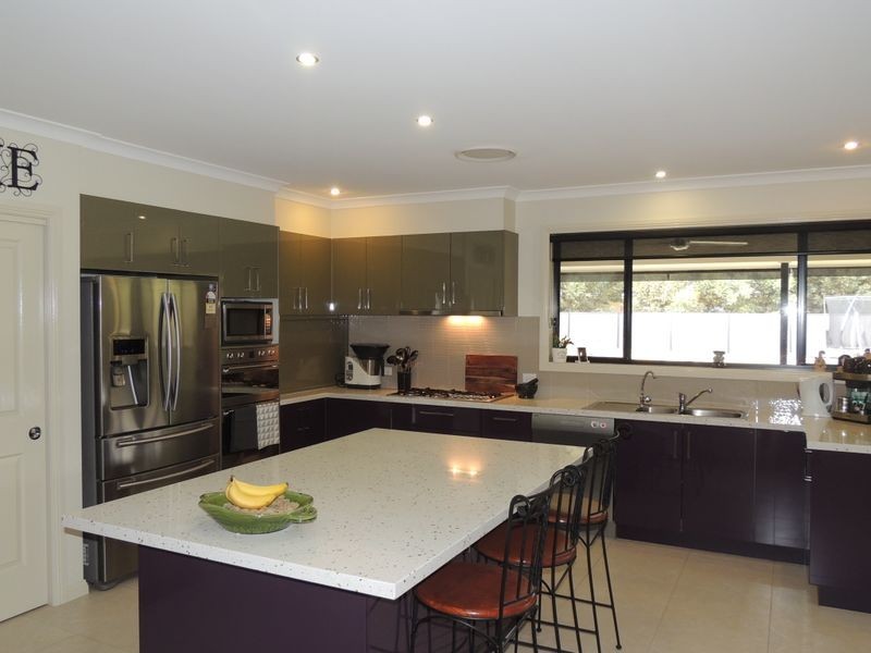 5 Hocking Drive, Swan Hill VIC 3585