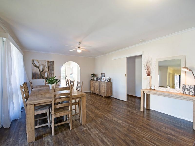 30 Douglas Avenue, Swan Hill VIC 3585